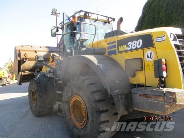 Komatsu WA 380 Carregadeiras de rodas