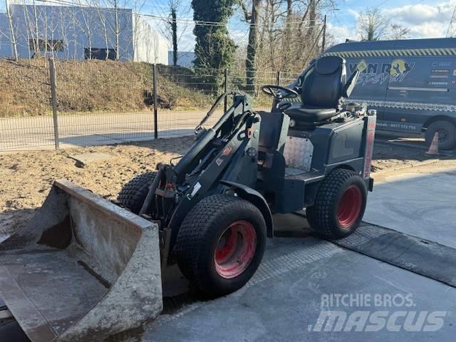 Knikmops KM 130 Mini carregadoras