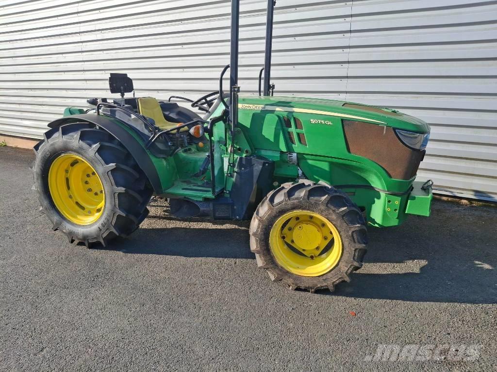 John Deere 5075GL Tratores Agrícolas usados