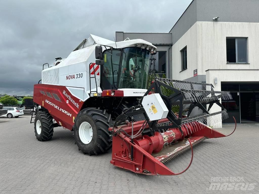 Rostselmash Nova330 Ceifeiras debulhadoras
