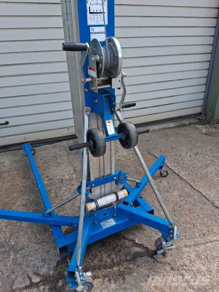 Genie SLA 20 Guinchos, elevadores e elevações de materiais
