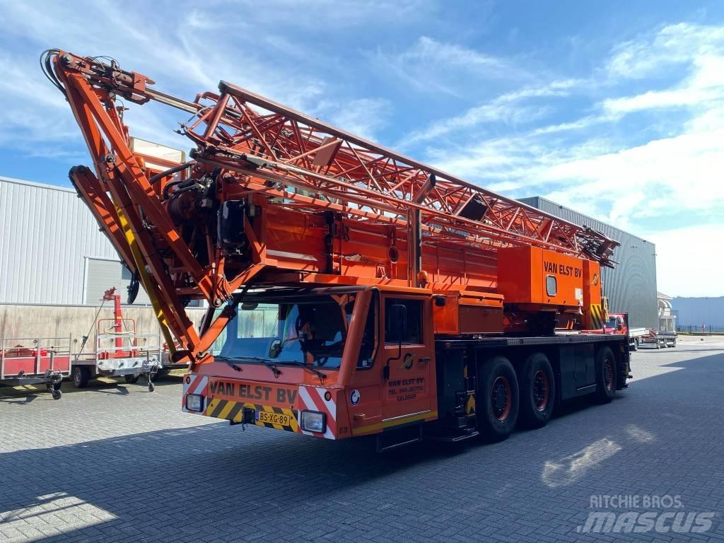 Spierings SK377 Gruas de construção