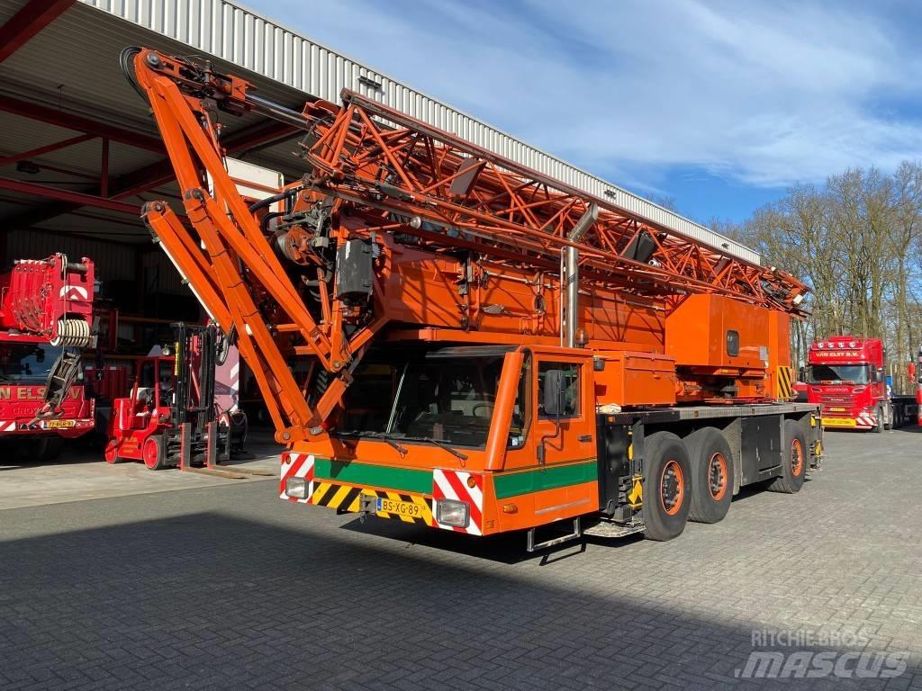 Spierings SK377 Gruas de construção