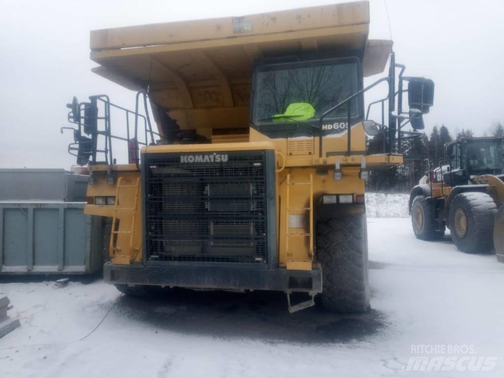 Komatsu HD605-7 Camiőes basculantes rígidos