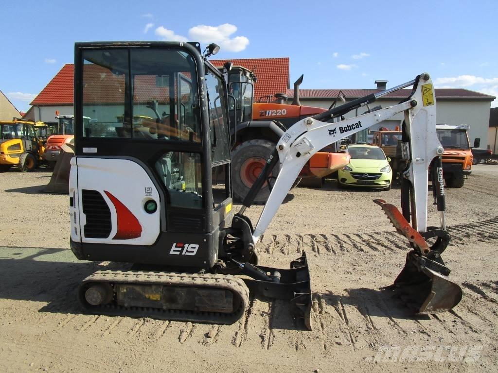 Bobcat E 19 Z   V  E 20 Miniescavadeiras