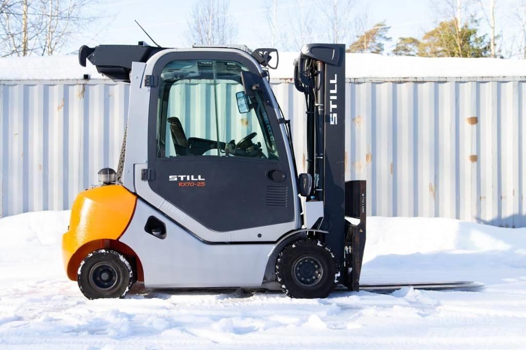 Still RX70-25 Empilhadores Diesel