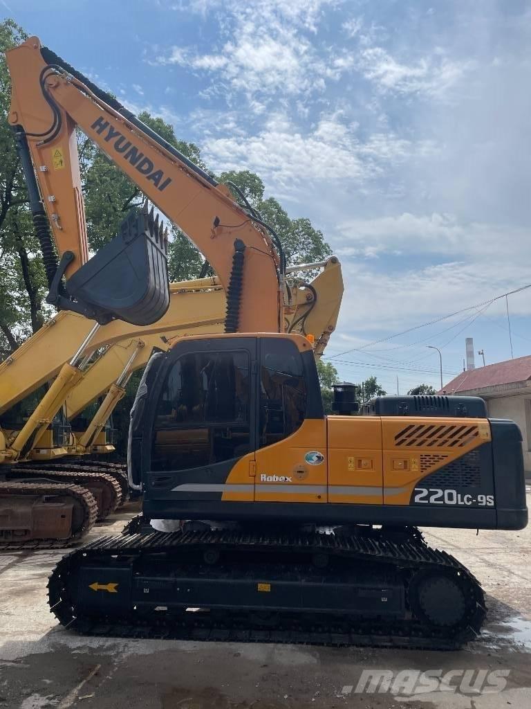 Hyundai 220LC-9S Escavadeiras de esteiras