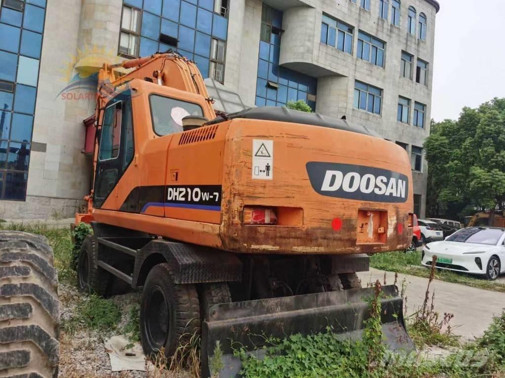 Doosan DH 210 W-7 Escavadoras de rodas