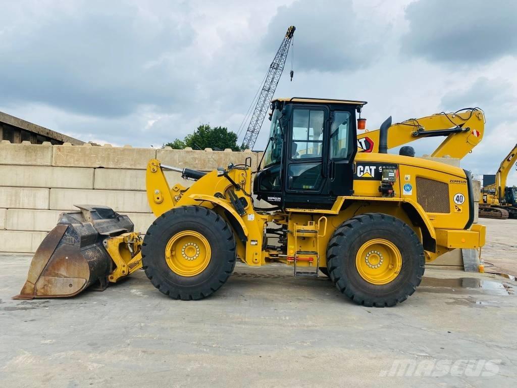 CAT 926m Carregadeiras de rodas