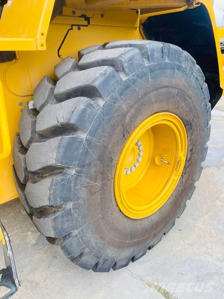CAT 926m Carregadeiras de rodas