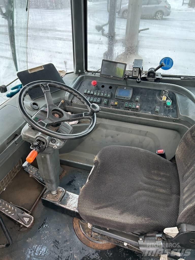Kalmar TR618i Tractores terminais