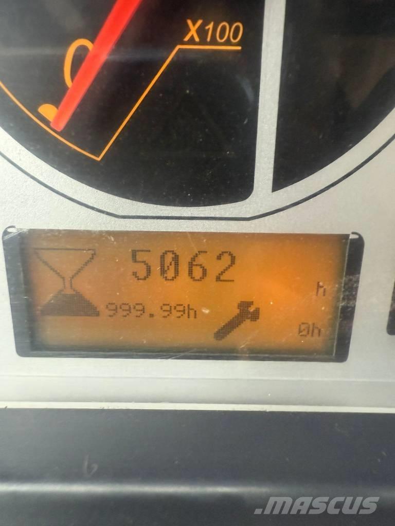 Manitou MT 1436 R Manipulador telescópico