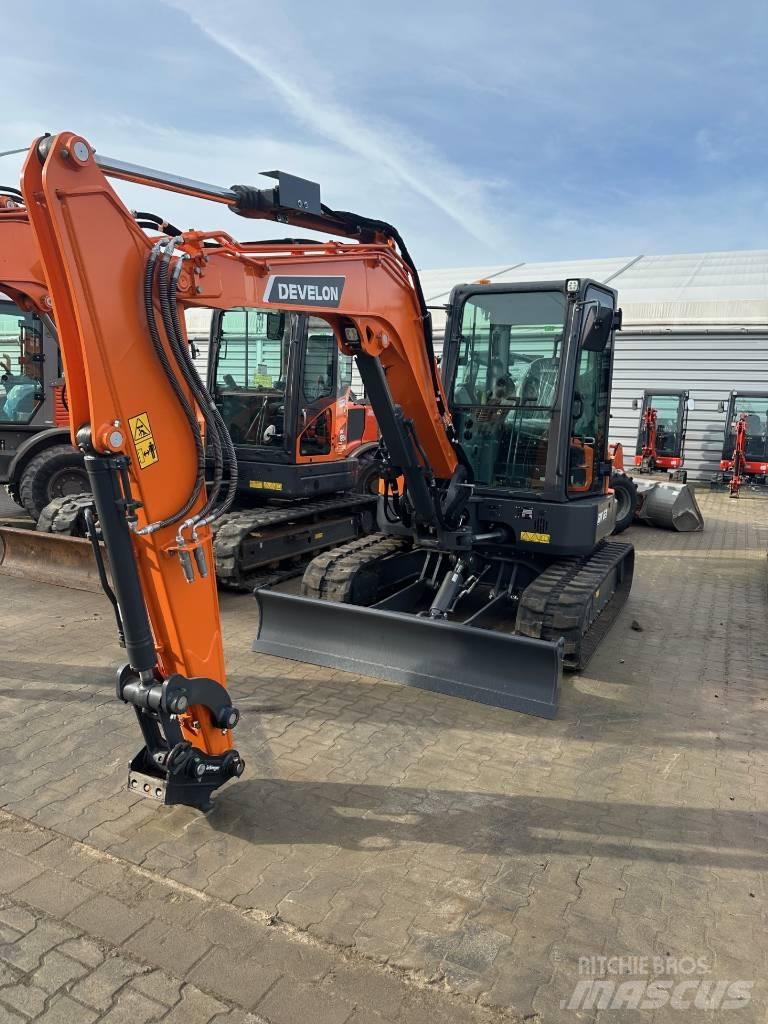 Develon DX 63-7 Miniescavadeiras