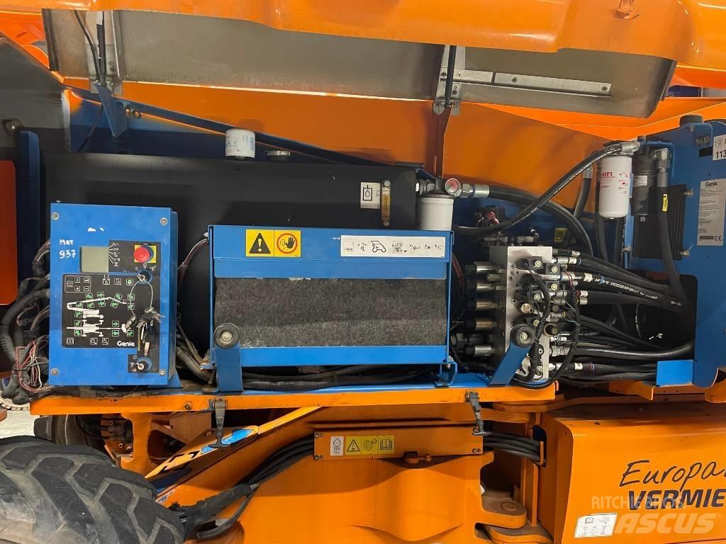 Genie Z 135/70 Elevadores braços articulados