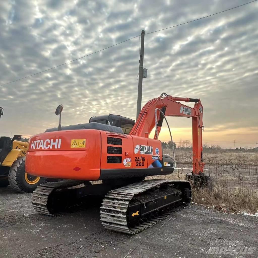 Hitachi ZX 200 Escavadeiras de esteiras