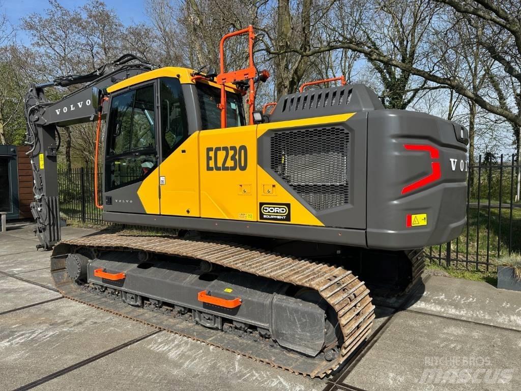 Volvo EC 230FL Escavadeiras de esteiras