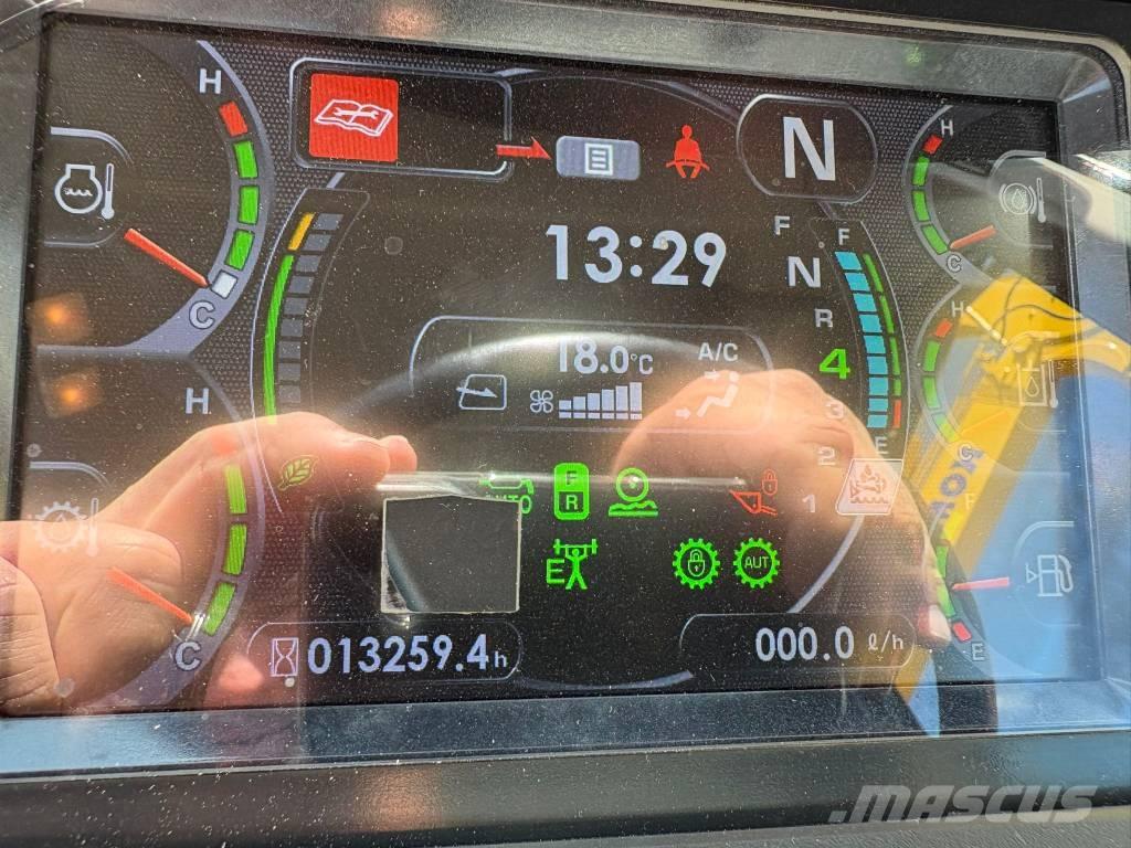 Komatsu WA 470-8 Carregadeiras de rodas