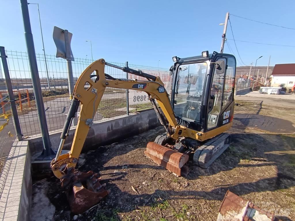 CAT 301.7D Miniescavadeiras