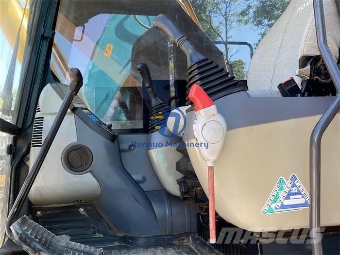 Komatsu PC 210 LC Escavadeiras de esteiras