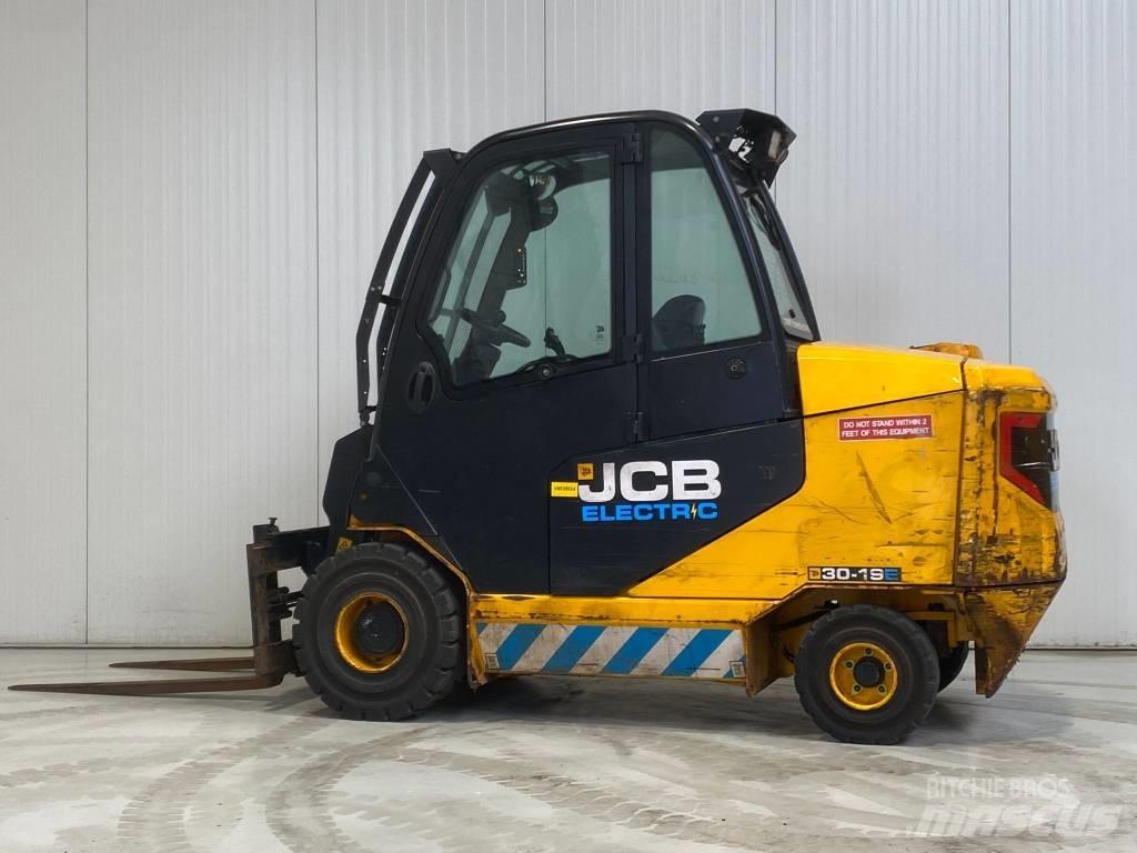 JCB TLT30-19E Empilhadores eléctricos