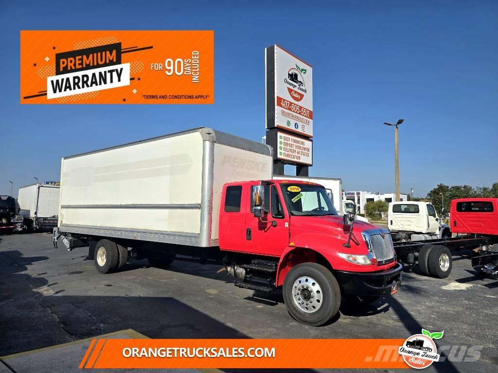 International 4300 Caminhões de caixa fechada