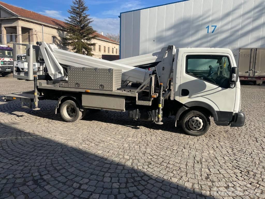 VERSALIFT VTX-240 Plataformas aéreas montadas em camião