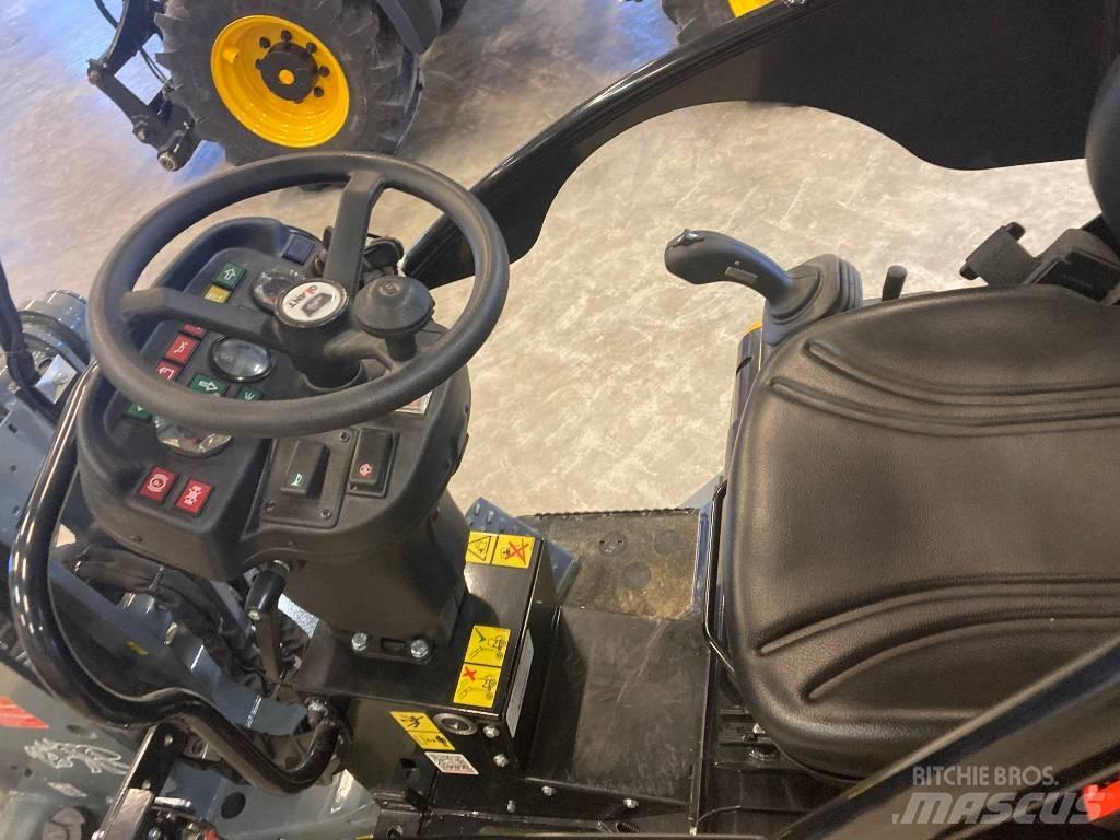 GiANT G1500 Mini carregadoras