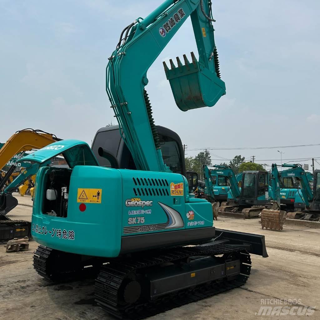 Kobelco 75 Escavadeiras de esteiras