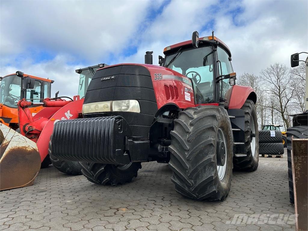 CASE Magnum 335 Tratores Agrícolas usados