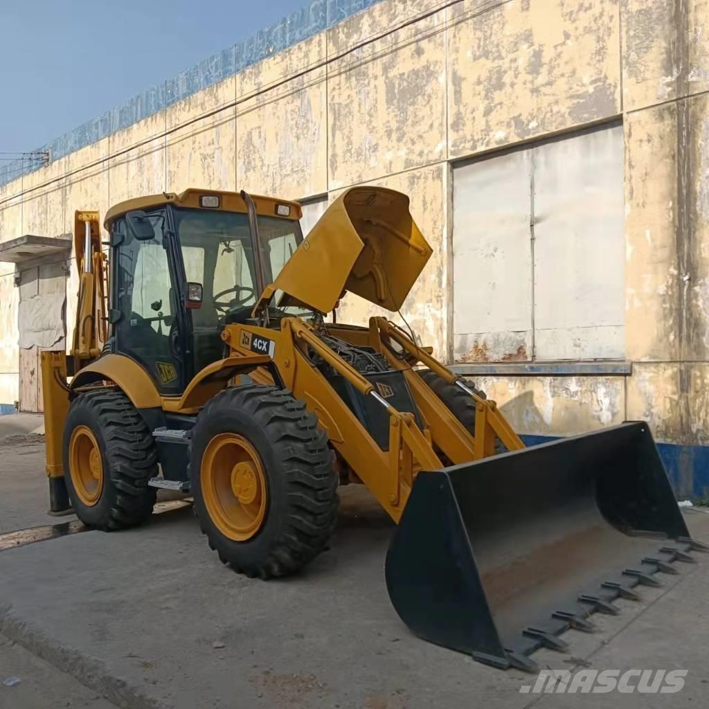 JCB 4CX Retroescavadeiras