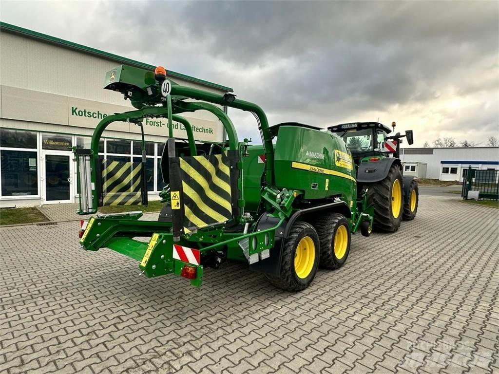 John Deere C441R Enfardadeira de rolos