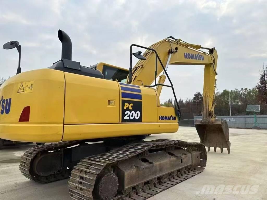 Komatsu PC 200 Escavadeiras de esteiras