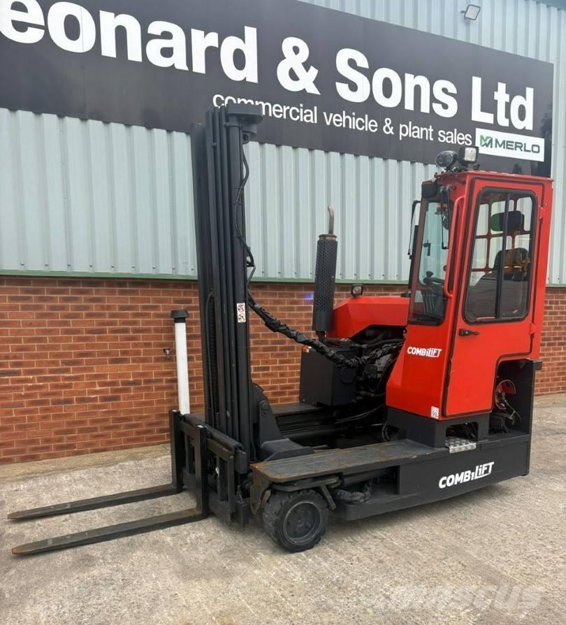 Combilift C 3000 Carregadores laterais