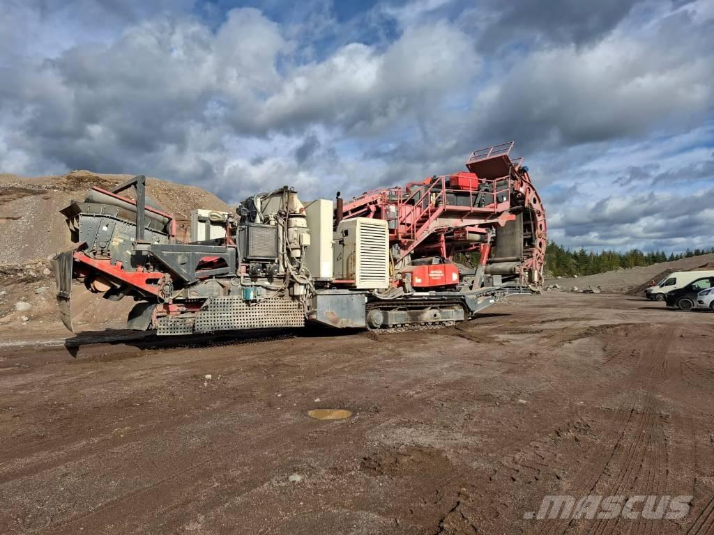 Sandvik UH550 E Britadores móveis