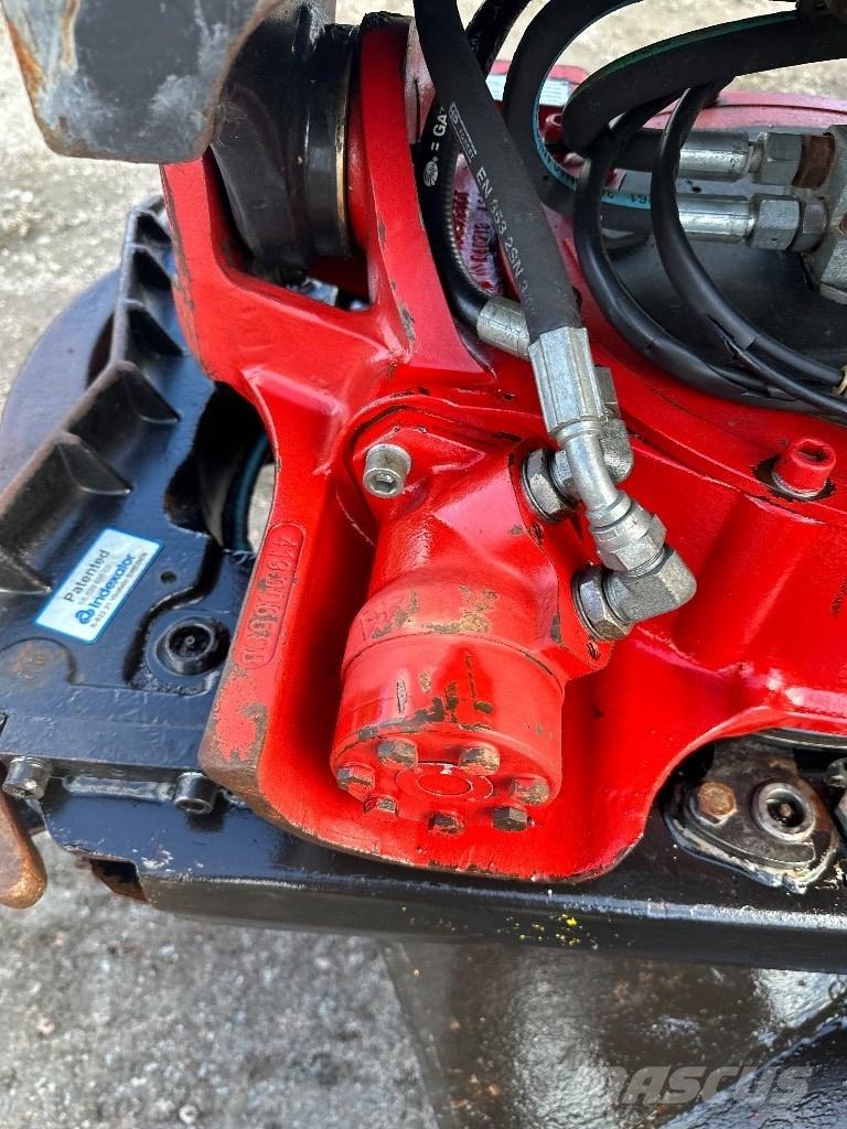 Takeuchi TB 2150 R Escavadeiras de esteiras