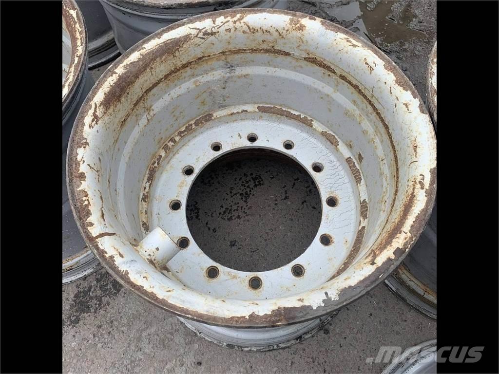 Gremo 1350 24x26,5 Pneus