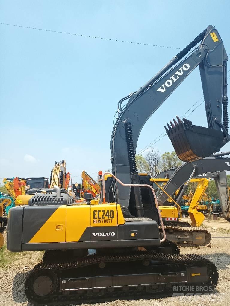 Volvo EC 240 Escavadeiras de esteiras