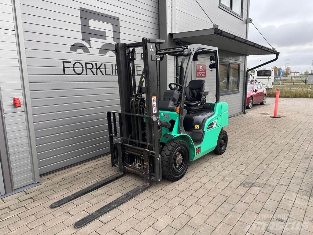 Mitsubishi FD25N3 Empilhadores Diesel