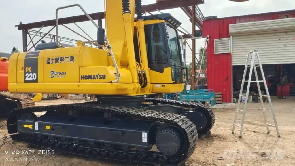 Komatsu 220 Escavadeiras de esteiras