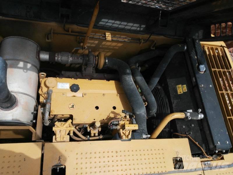 CAT 323 D L Escavadeiras de esteiras