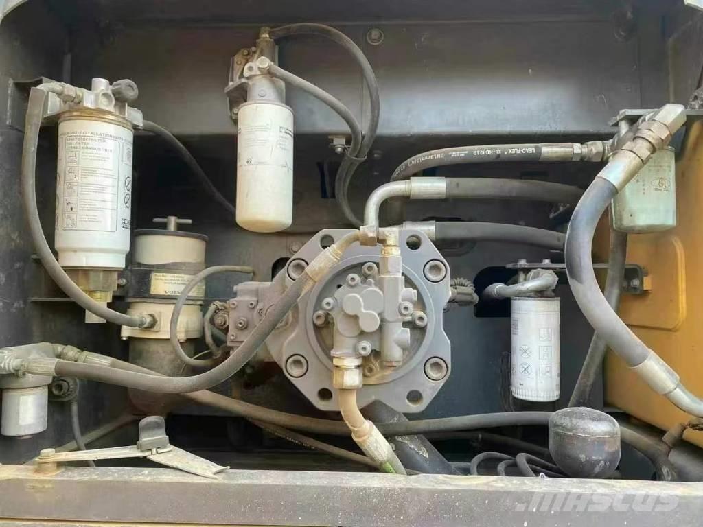 Volvo EC 350DL Escavadeiras de esteiras