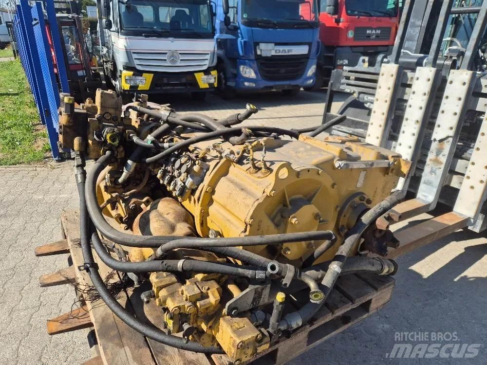 CAT 966G Carregadeiras de rodas