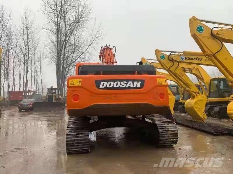 Doosan DX300LC Escavadeiras de esteiras
