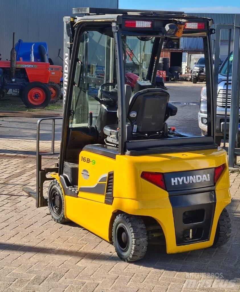 Hyundai 16 B-9 Empilhadores eléctricos