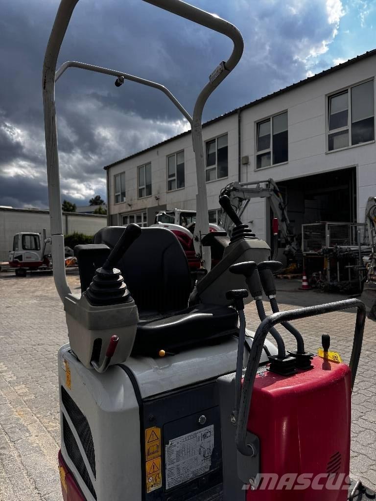 Takeuchi TB 210 R Miniescavadeiras