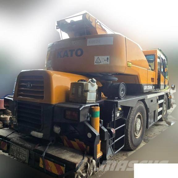 Kato KR 25 H V-3 Gruas Fora-de-estrada