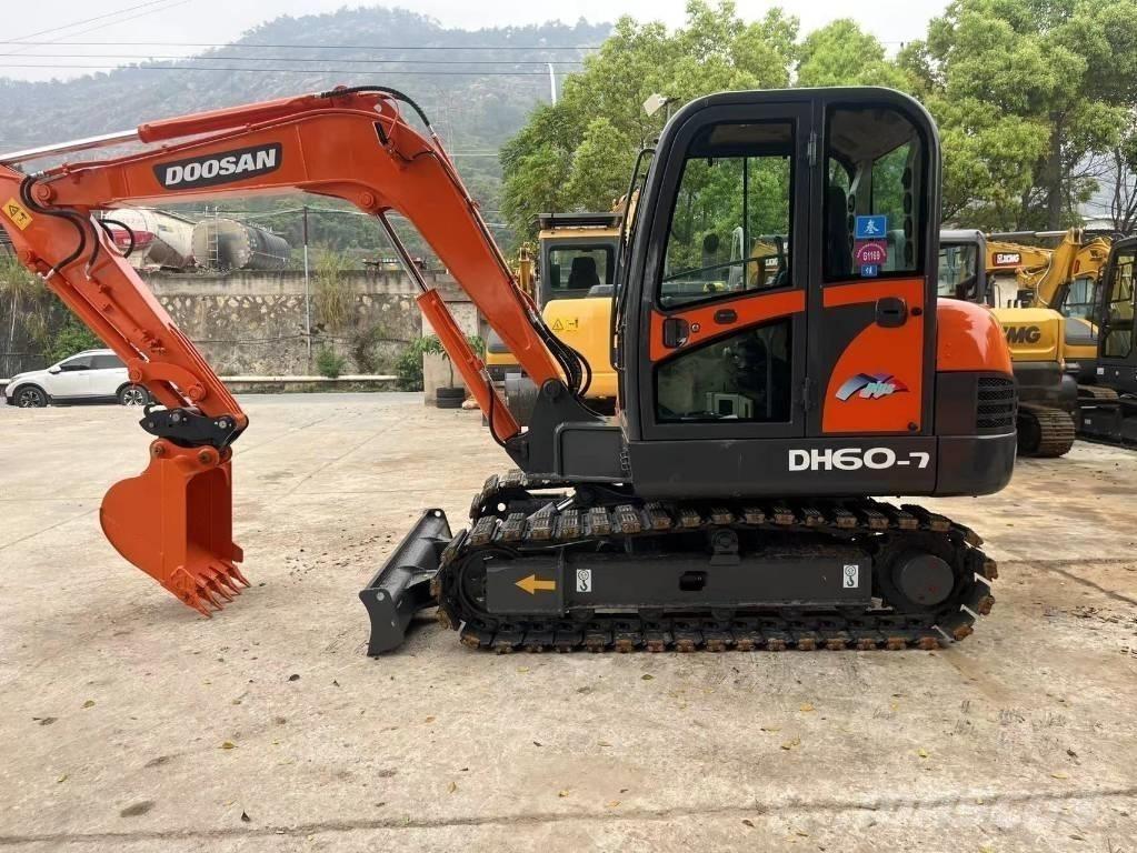 Doosan DH 60-7 Miniescavadeiras