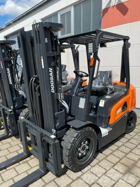 Doosan D30NXP Empilhadores Diesel