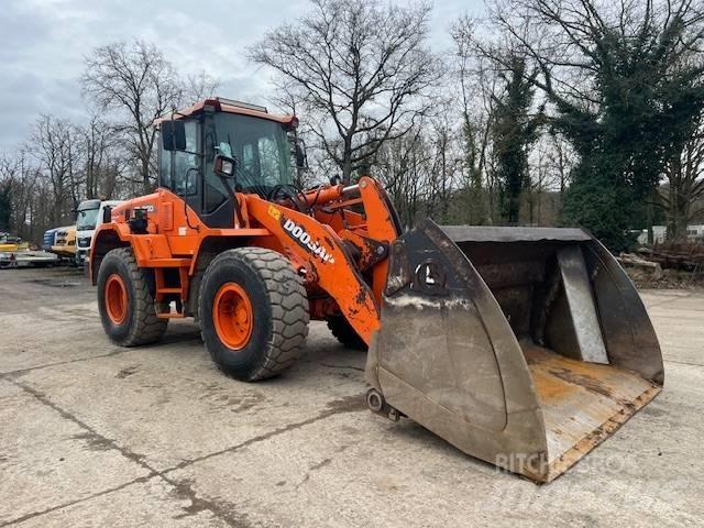 Doosan DL 200 Carregadeiras de rodas