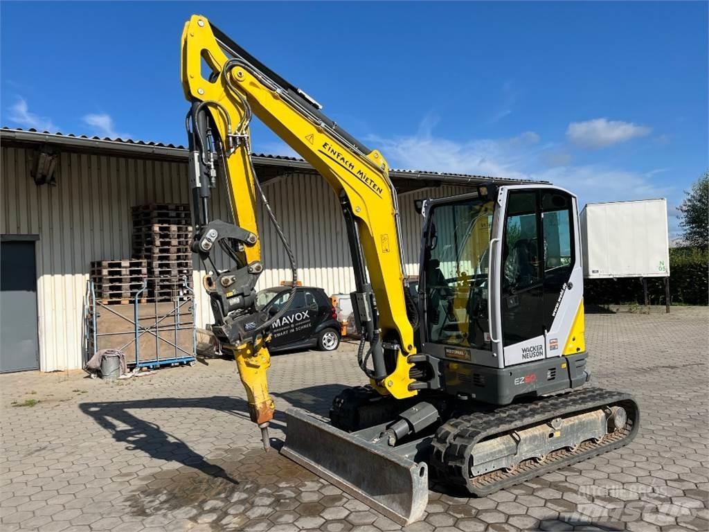 Neuson EZ50 Miniescavadeiras